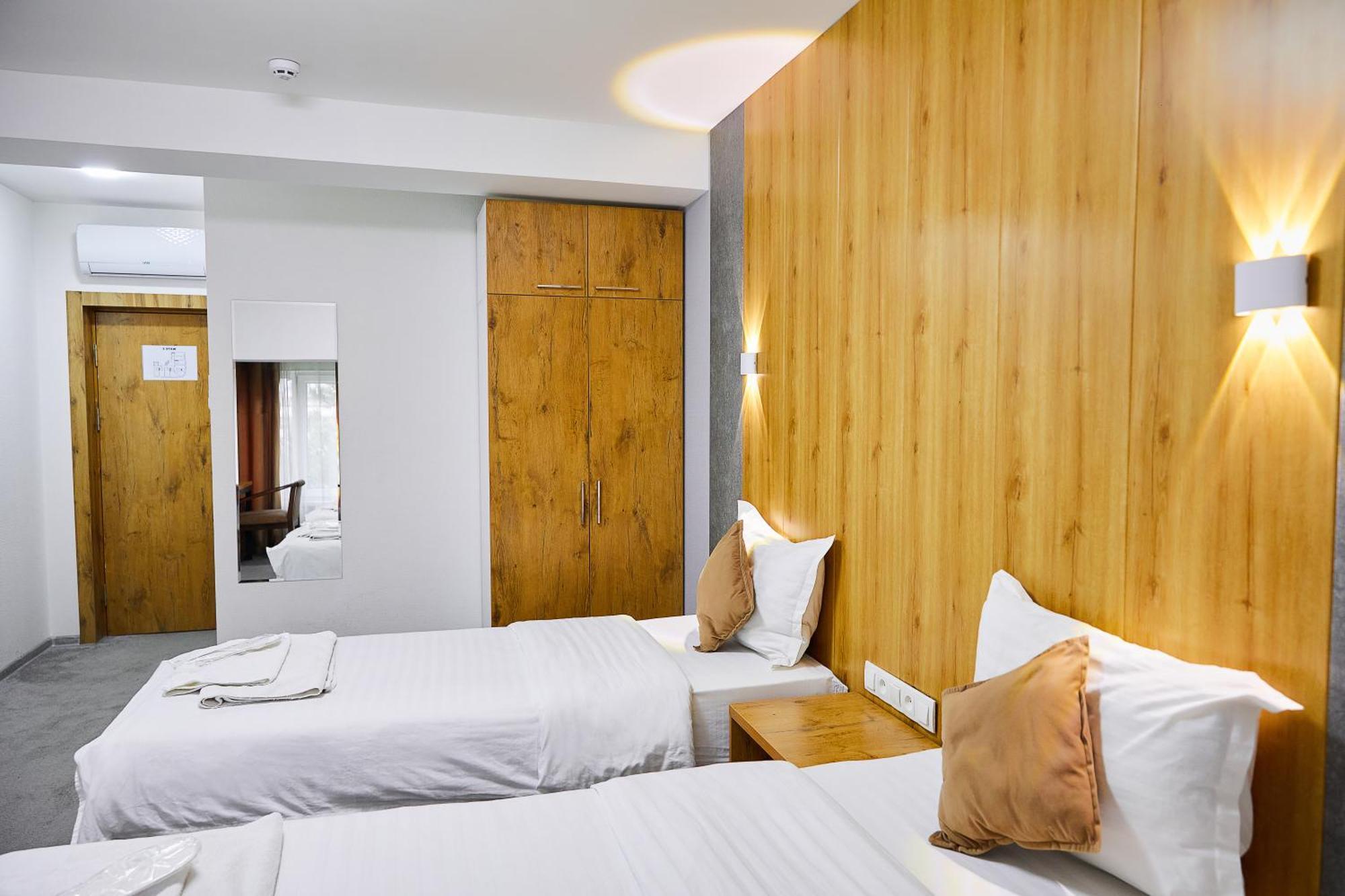 Art Plaza Hotel 塔什干 外观 照片